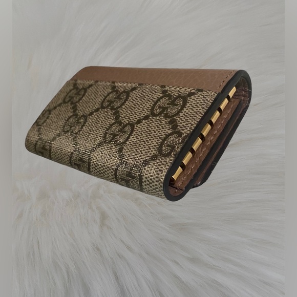 Dollar Calfskin GG Supreme Monogram Marmot 6Key Holder Case & Gucci Box included - Picture 3 of 10